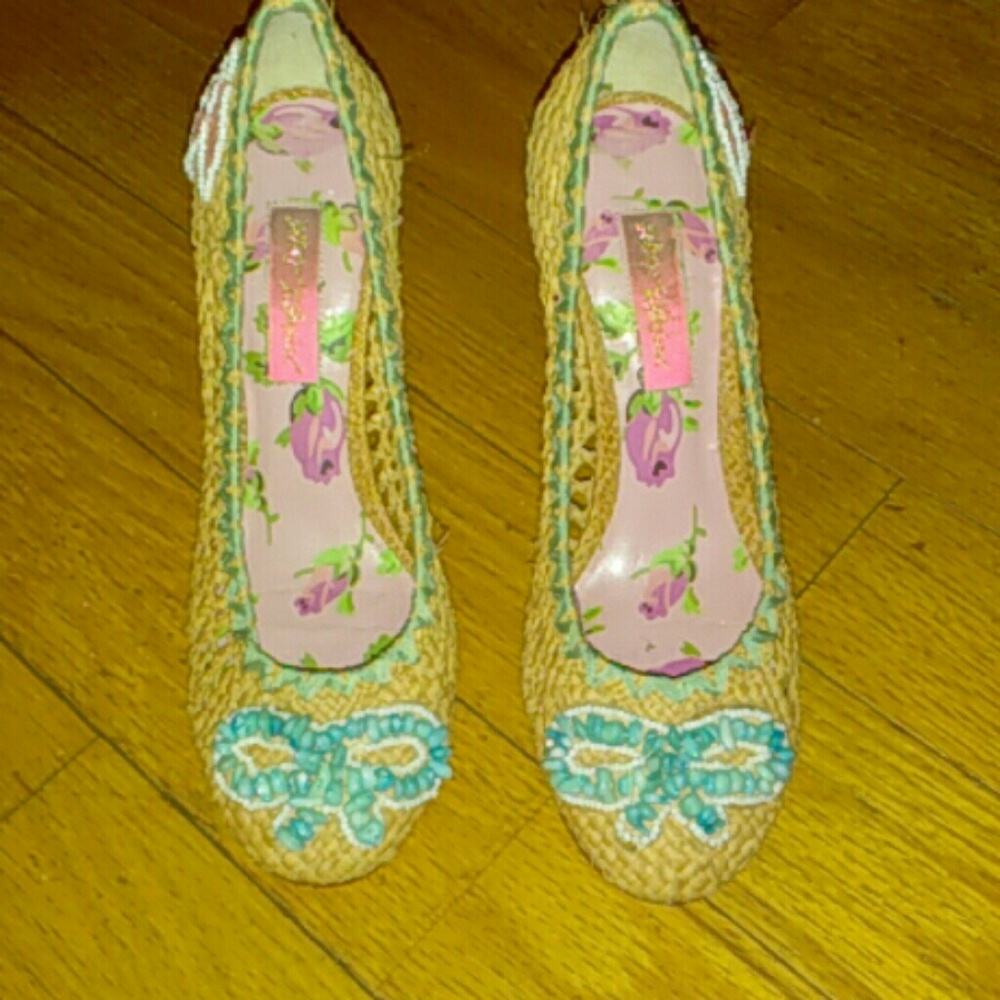 Betsy johnson heels